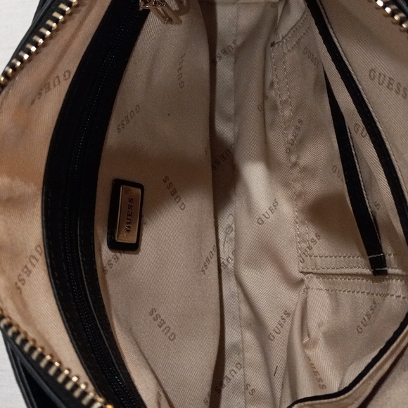 Crossbody - Picture 8 of 14